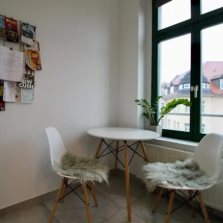 Zentrales Hochwertiges Gründerzeit-apartment Thomasius Apartment