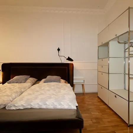 Zentrales Hochwertiges Gründerzeit-apartment Thomasius * Leipzig